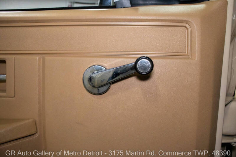 1987 Chevrolet R/V 10 Series V10