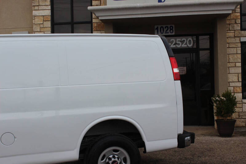 2019 Chevrolet Express 2500