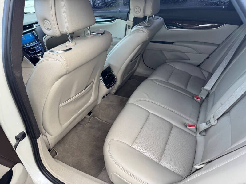 2013 Cadillac XTS Premium Collection