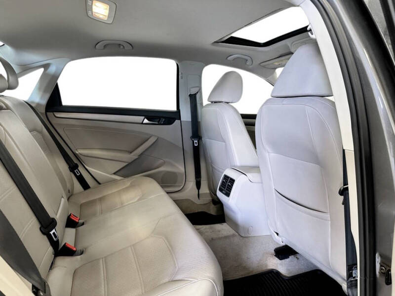2014 Volkswagen Passat