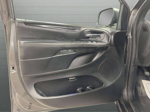 2017 Dodge Grand Caravan SE Plus