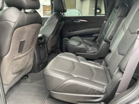 2016 Cadillac Escalade Platinum