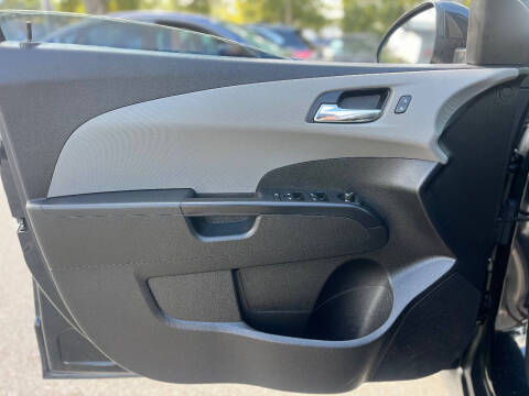 2014 Chevrolet Sonic LT Auto