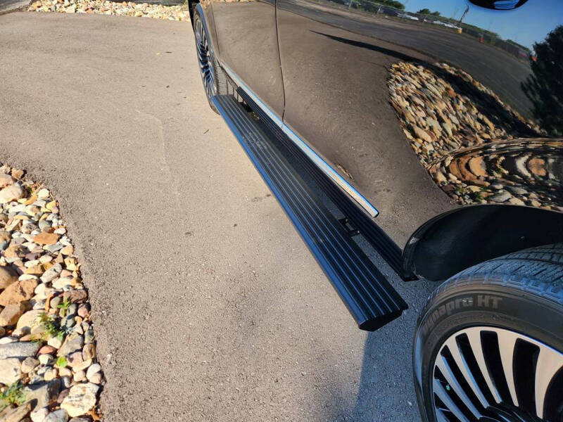 2021 Lincoln Navigator Black Label