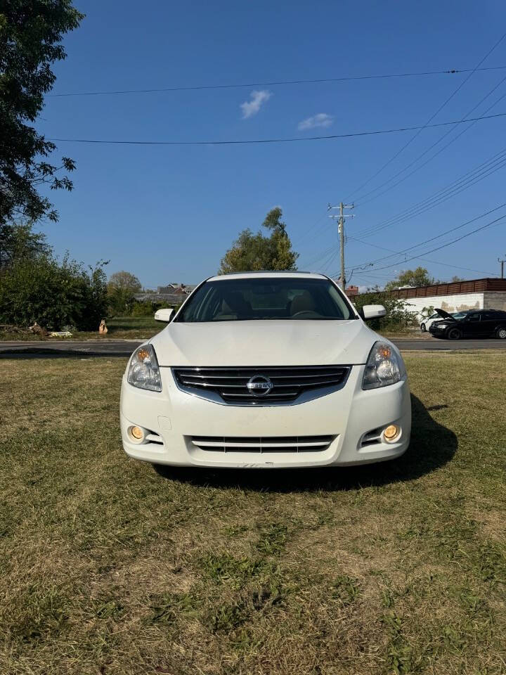 2012 Nissan Altima for sale at H & H AUTO GROUP in Detroit, MI