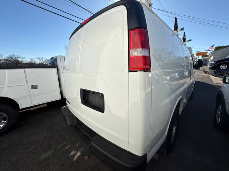 2019 Chevrolet Express 2500