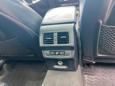 2018 Audi SQ5 3.0T quattro Premium Plus