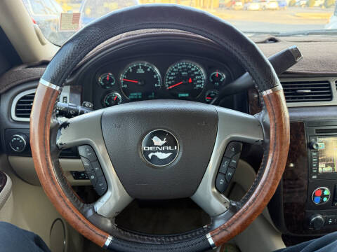 2011 GMC Yukon XL Denali