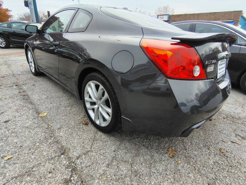 2010 Nissan Altima 3.5 SR