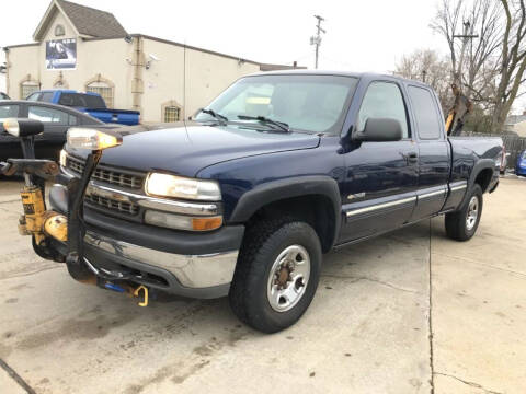 2001 Chevrolet Silverado 2500 for sale at T & G / Auto4wholesale in Parma OH