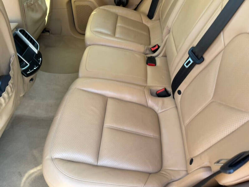 2011 Porsche Cayenne S