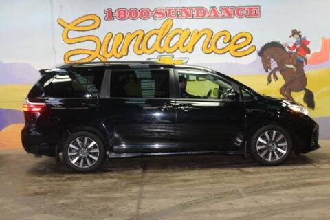 2018 Toyota Sienna for sale at Sundance Chevrolet in Grand Ledge MI