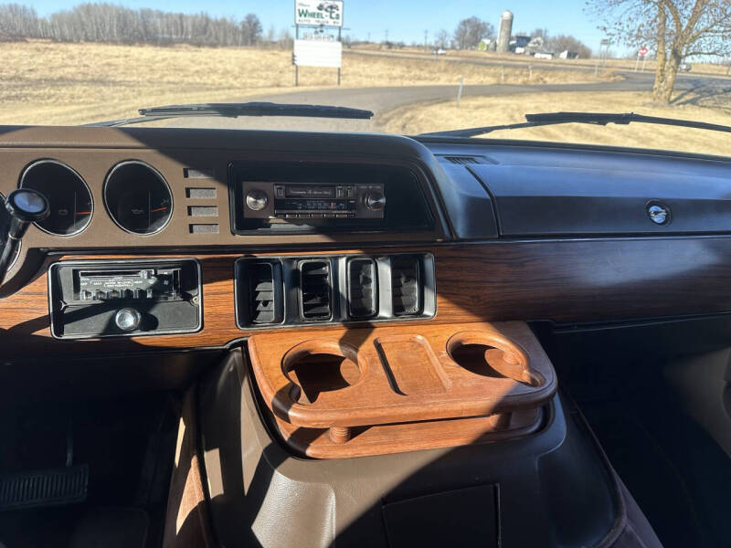 1984 Dodge Ram Van B250