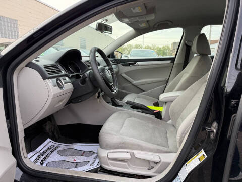 2016 Volkswagen Passat 1.8T S