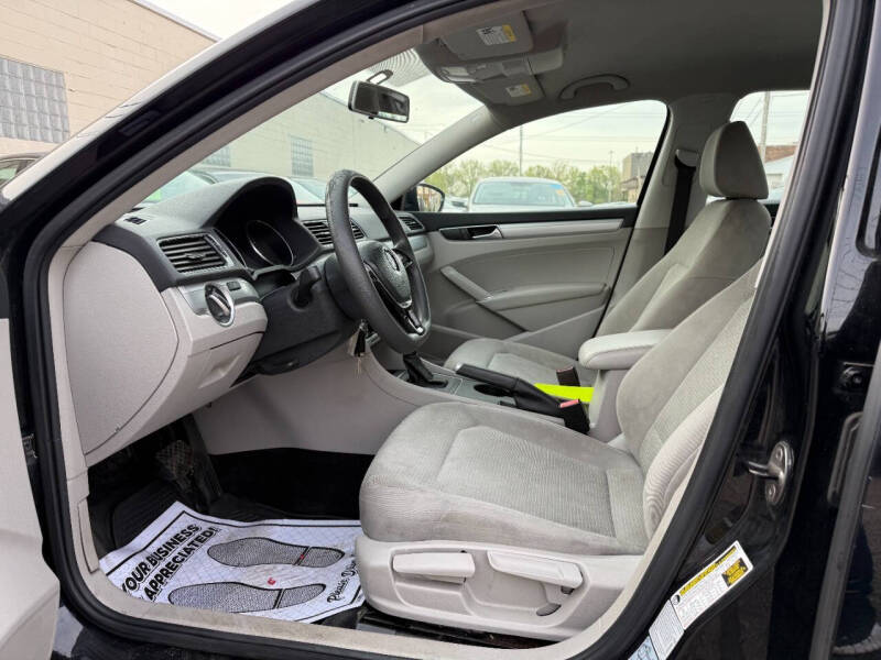 2016 Volkswagen Passat 1.8T S