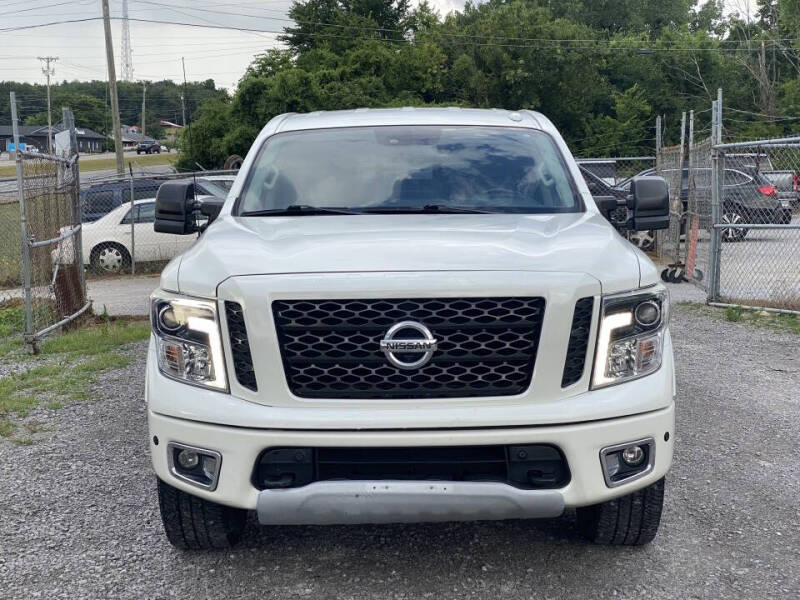 2018 Nissan Titan