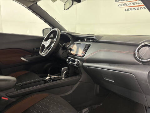 2024 Nissan Kicks SR