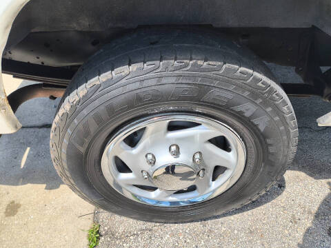 2011 Ford E-Series E-250