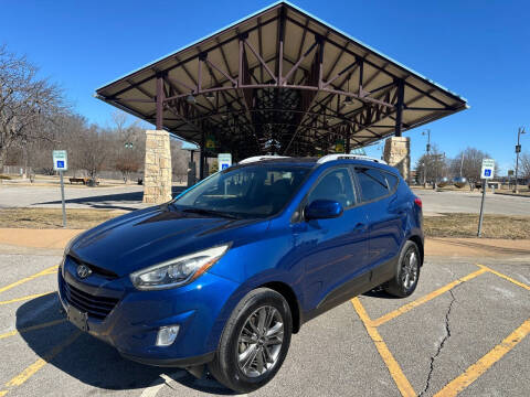 2014 Hyundai Tucson for sale at Nationwide Auto in Merriam KS