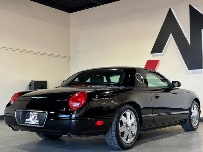 2002 Ford Thunderbird Deluxe