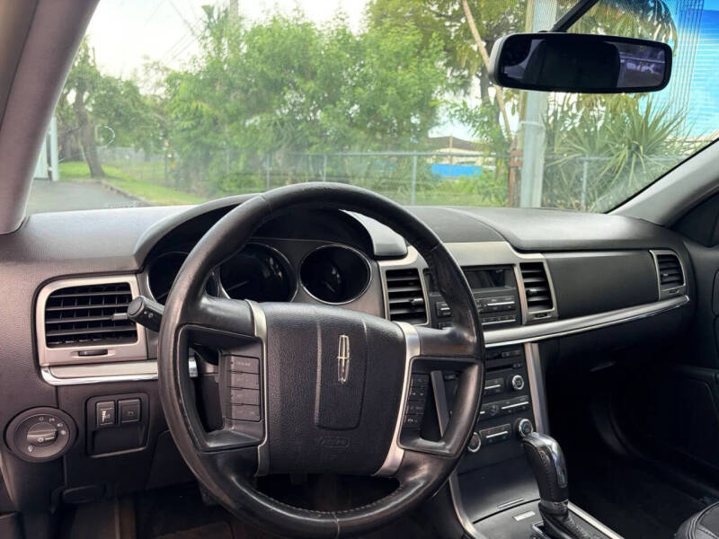 2012 Lincoln MKZ