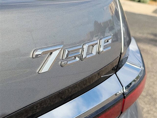 2026 BMW 7 Series 750e xDrive