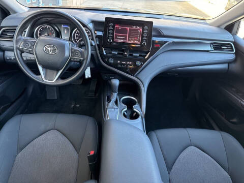 2024 Toyota Camry LE