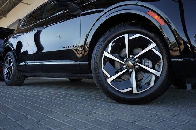 2025 Chevrolet Equinox EV LT 2