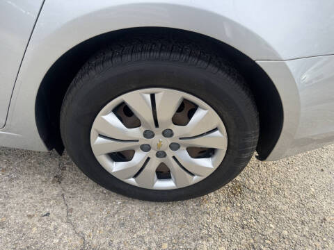 2015 Chevrolet Cruze LS Auto