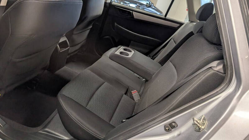 2018 Subaru Outback 2.5i