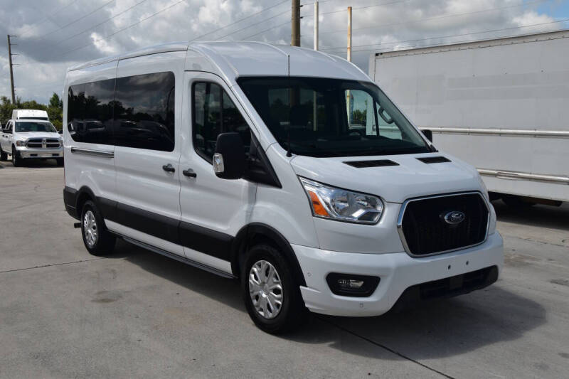 2022 Ford Transit Passenger Van XLT's photo