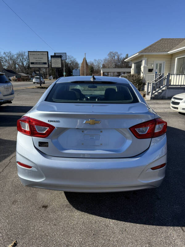 2017 Chevrolet Cruze LS Auto