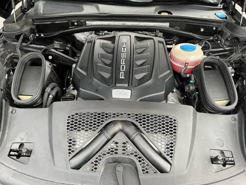 2018 Porsche Macan GTS