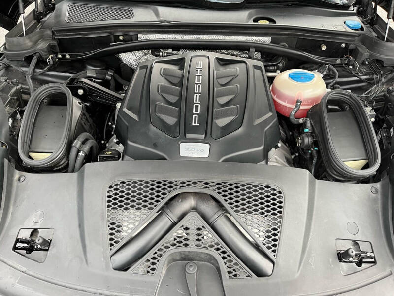 2018 Porsche Macan GTS