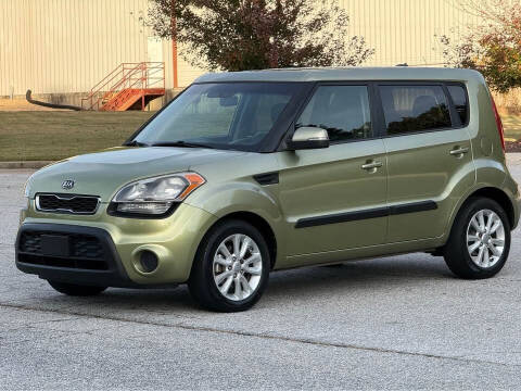 2012 Kia Soul +