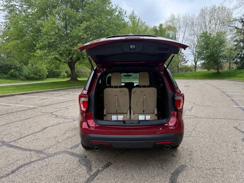 2017 Ford Explorer
