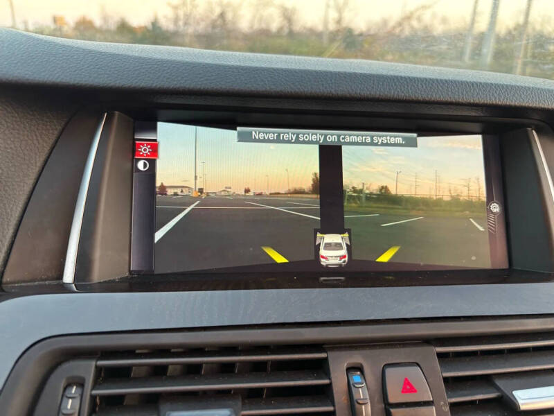 2015 BMW 5 Series 528i