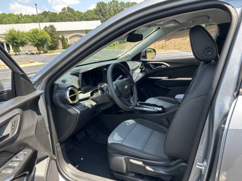 2025 Chevrolet Trax LT