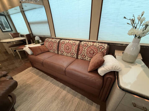 2001 Prevost Marathon