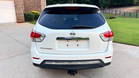 2015 Nissan Pathfinder S