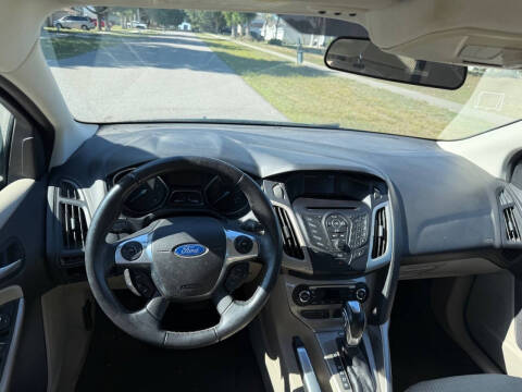2012 Ford Focus SEL