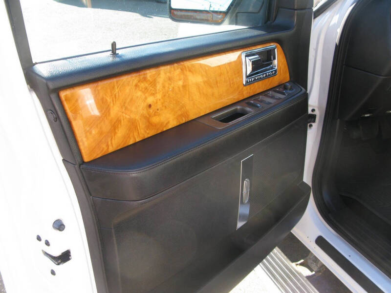 2012 Lincoln Navigator