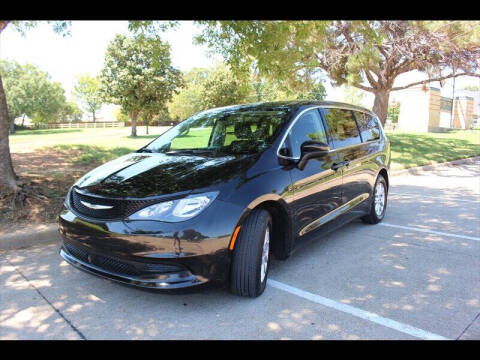 2022 Chrysler Voyager for sale at Findmeavan.com in Euless TX