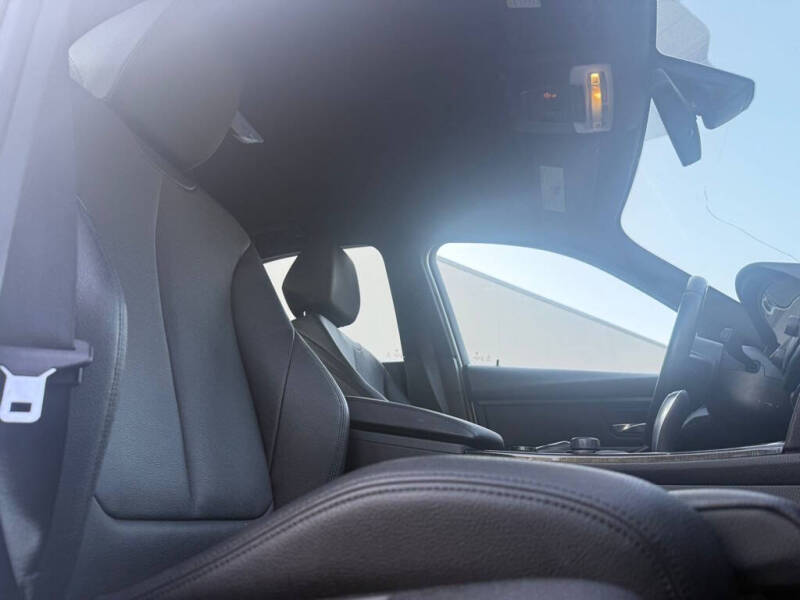 2015 BMW 3 Series 320i xDrive