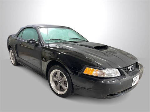 2003 Ford Mustang