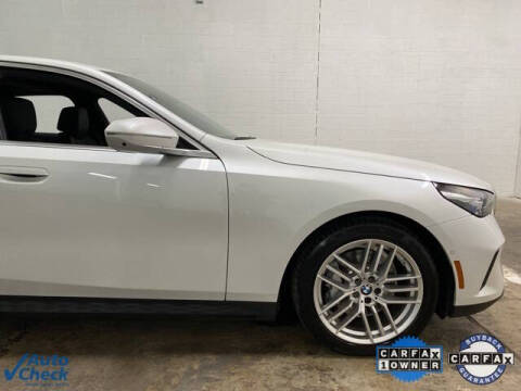 2025 BMW 5 Series 530i xDrive