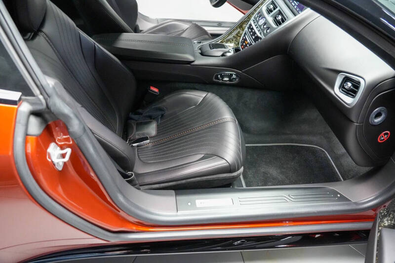 2017 Aston Martin DB11