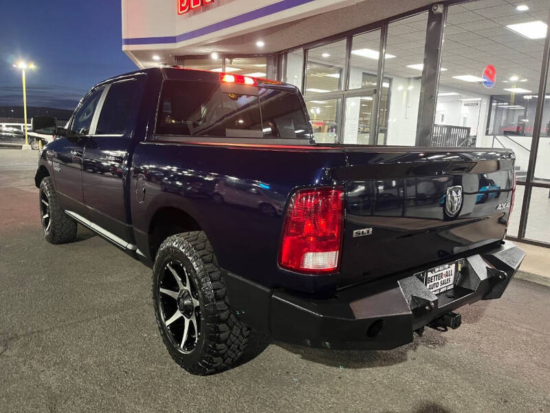 2017 RAM 1500 SLT