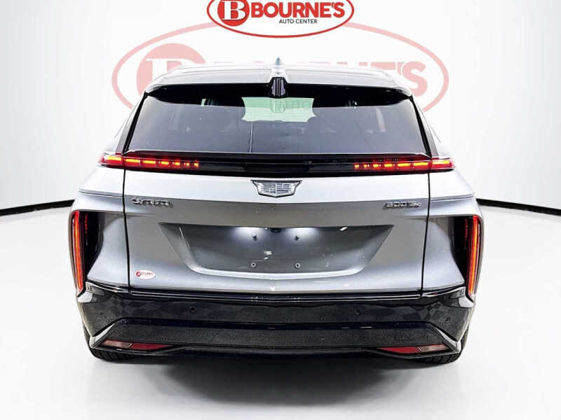 2024 Cadillac LYRIQ Sport 1