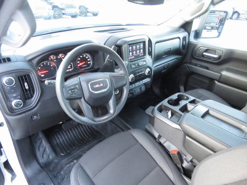 2025 GMC Sierra 2500HD